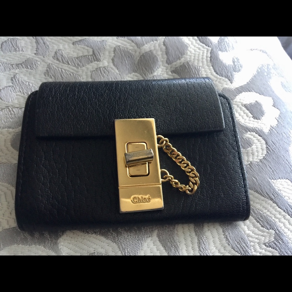 Chloe Drew Twist Lock Key Case